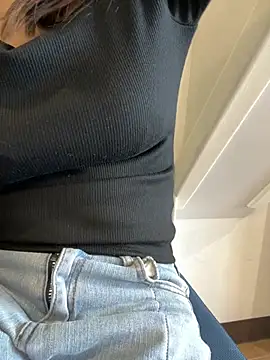 makomakos2's Webcam Show