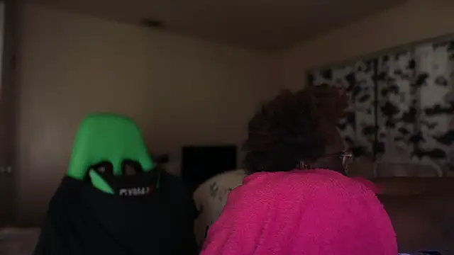 Chat XXX en directo de -Yagurlwest