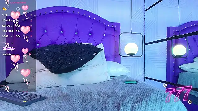 sarah_banks1n Webbikameraesitys