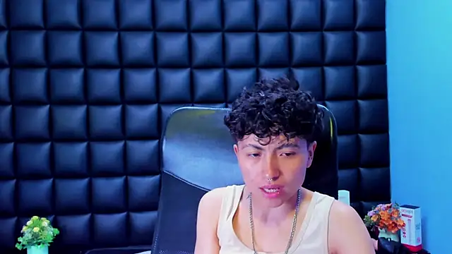 Im_Mathias élő XXX-chatje