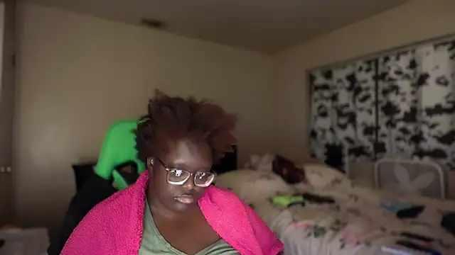 Chatroom XXX en direct de -Yagurlwest