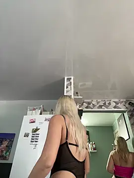 MerlinDave Adlı Modelin Canlı XXX Sohbeti