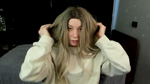 Lola_Raivis_: онлайн-секс-чат