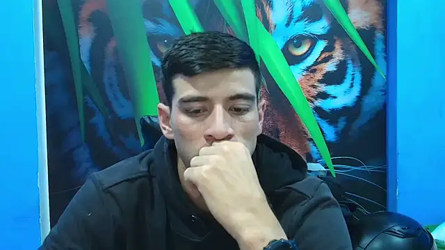 Chatroom XXX en direct de DEIBY_BABY