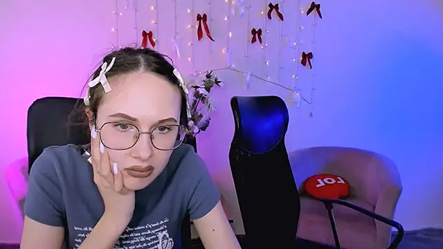 Show de nikole_kitt na webcam