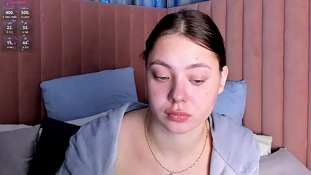 Chatroom XXX en direct de meow_mellie