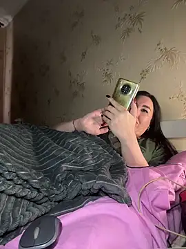 دردشة Naughtbaby_2025 الجنسية المباشرة