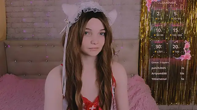 دردشة AnimeAlica18 الجنسية المباشرة