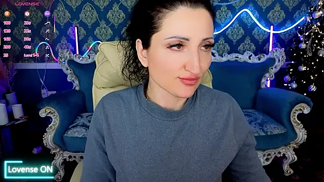 MissRossi: онлайн-секс-чат