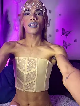 Katy_bratz_: онлайн-секс-чат