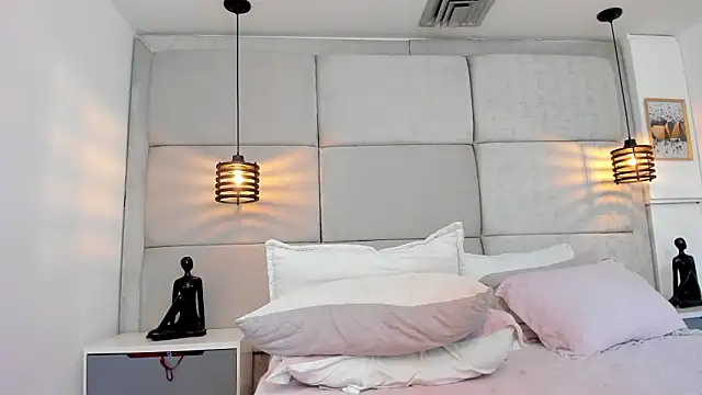 IvonneOwen Chat XXX live