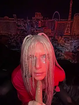 1NikiVegas Live XXX Chat