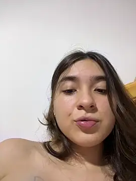 Valentina_ro: онлайн-секс-чат