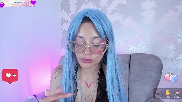 YukkyKuran_ webkamerás műsora