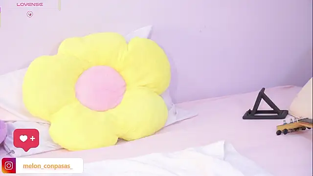 Pinkie_Princes Chat XXX live