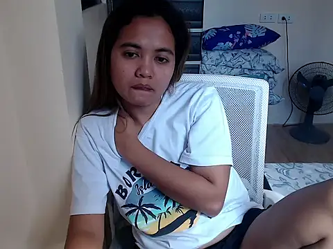 xTheLastVIRGINx 即時 XXX 聊天