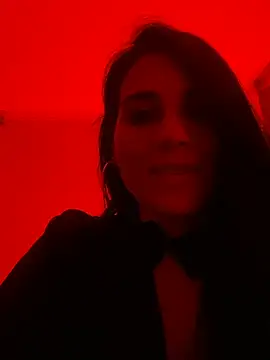 Miaswwe 现场XXX聊天