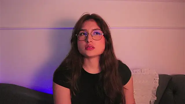 Daisha_Riley élő XXX-chatje