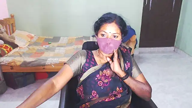 HotGulabi webcam show