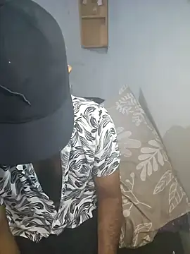 Bigkannan Adlı Modelin Canlı XXX Sohbeti