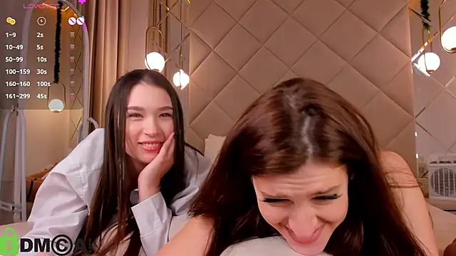 Skinny_Alice élő XXX-chatje