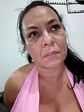 AnittaTettonaのライブXXXチャット