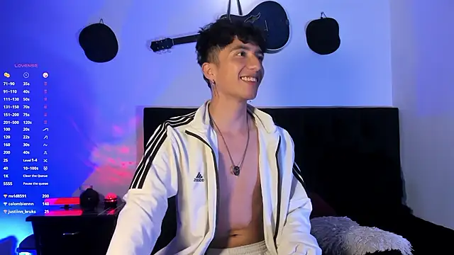 mhatias_ Show Webcam