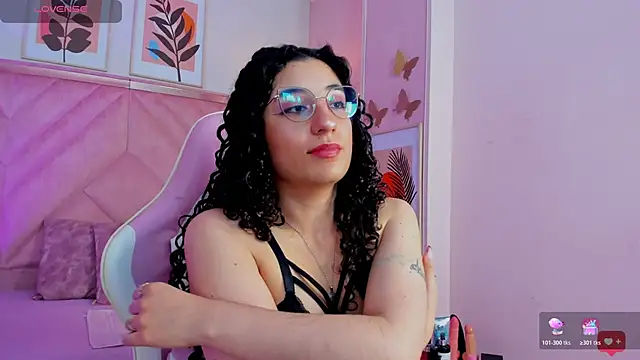 DemiJones_: онлайн-секс-чат