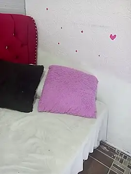 Ariasmithog 现场XXX聊天