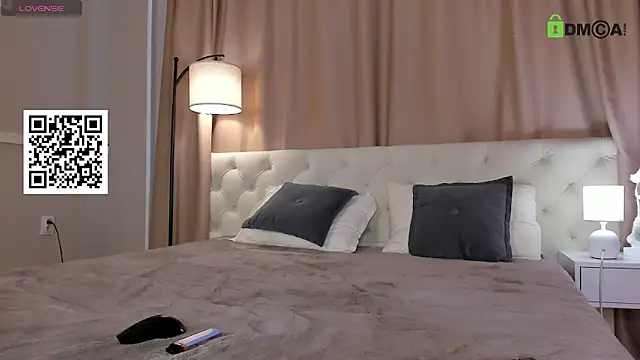 Skelerata's Webcam Show