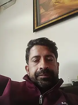 دردشة XxX_KING30 الجنسية المباشرة