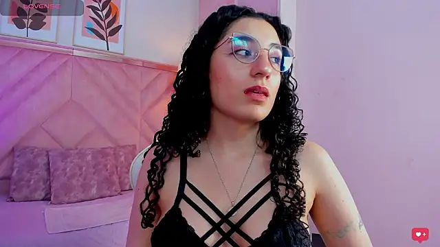 DemiJones_: απευθείας συνομιλία ΧΧΧ