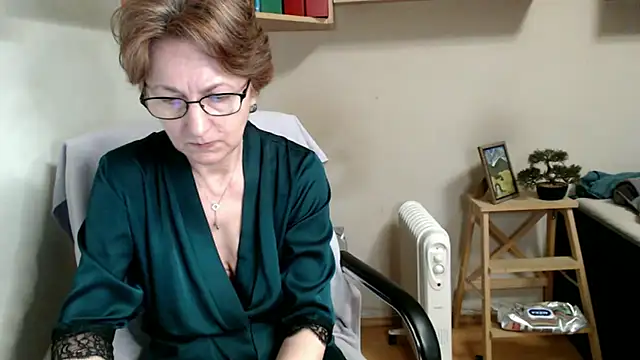 katemodel: онлайн-секс-чат