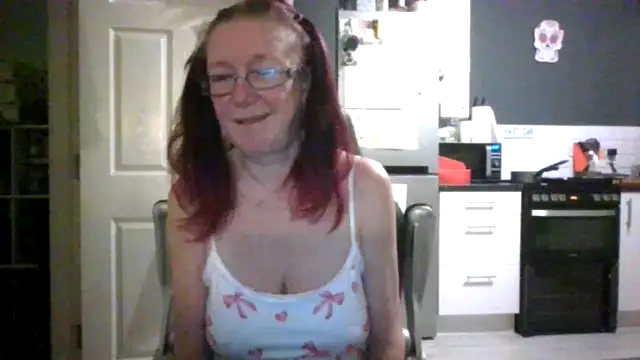 Jessica-Boobles Chat XXX in diretta