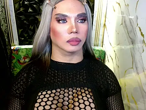 SelfSvckerのライブXXXチャット