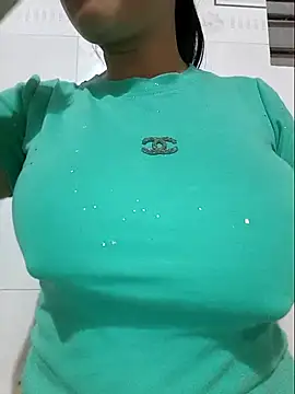 Shine_Mai live XXX chat