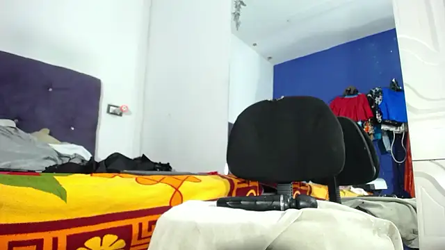 Squirter_pussybomb Chat XXX live