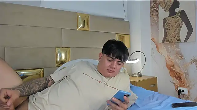 LoveRebels_ live XXX chat