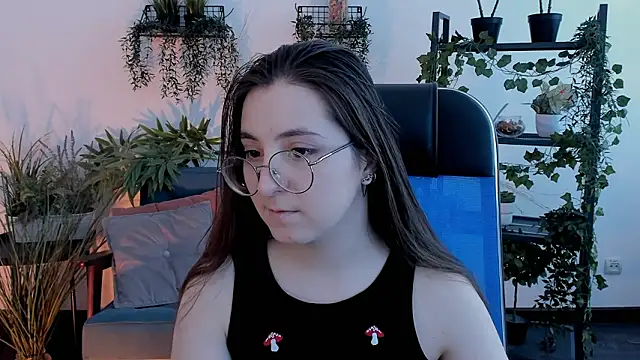 VirtuallVoyant Chat XXX in diretta