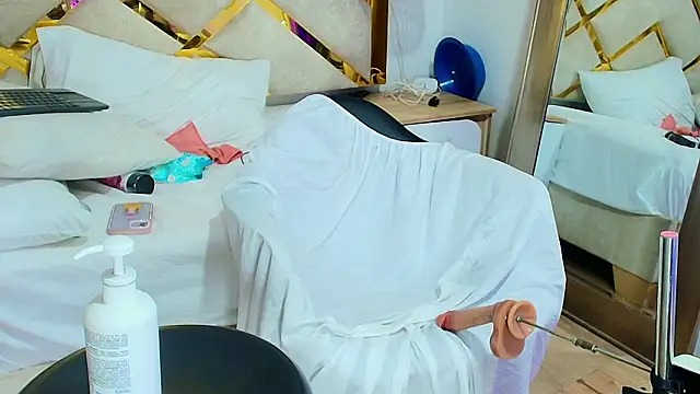 Baby_Scarleth_ লাইভ XXX চ্যাট