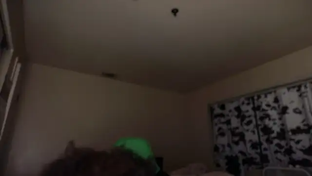 -Yagurlwest: απευθείας συνομιλία ΧΧΧ