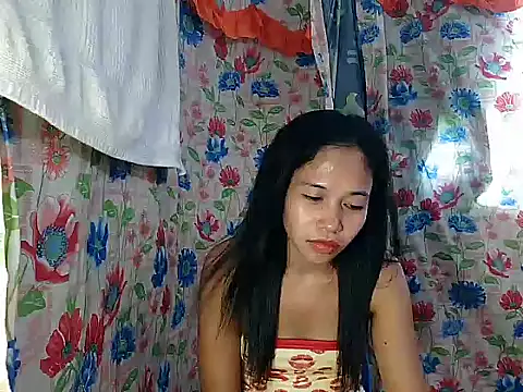 Chat +18 de PinaySkinnyGirl ao vivo