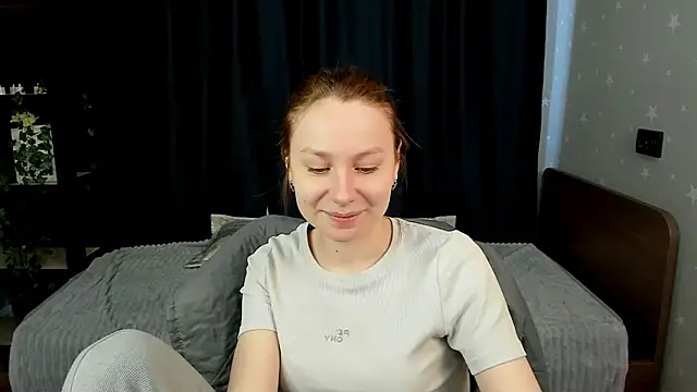 Lola_Raivis_'s Live XXX Chat