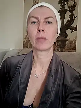 stellahere8 Adlı Modelin Web Kamerası Şovu