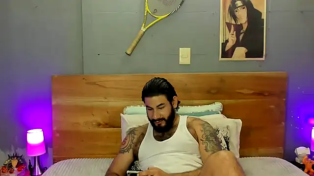 Prometeo-grizzly Adlı Modelin Web Kamerası Şovu