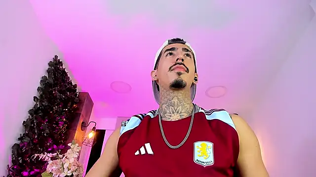 Živý XXX chat Donovan_Desmond