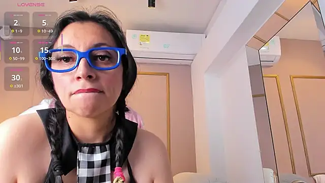 PerlaPreciosa's Live XXX Chat