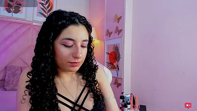 Živý XXX chat DemiJones_