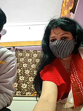 Priyaji7575 Adlı Modelin Web Kamerası Şovu