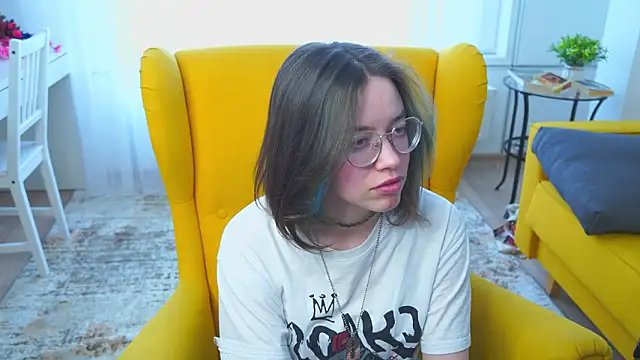 Živý XXX chat KarrenPear